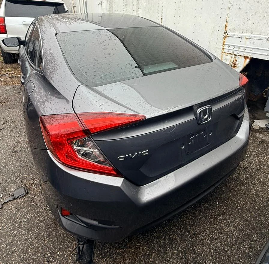 Honda Civic Sedan - photo 3