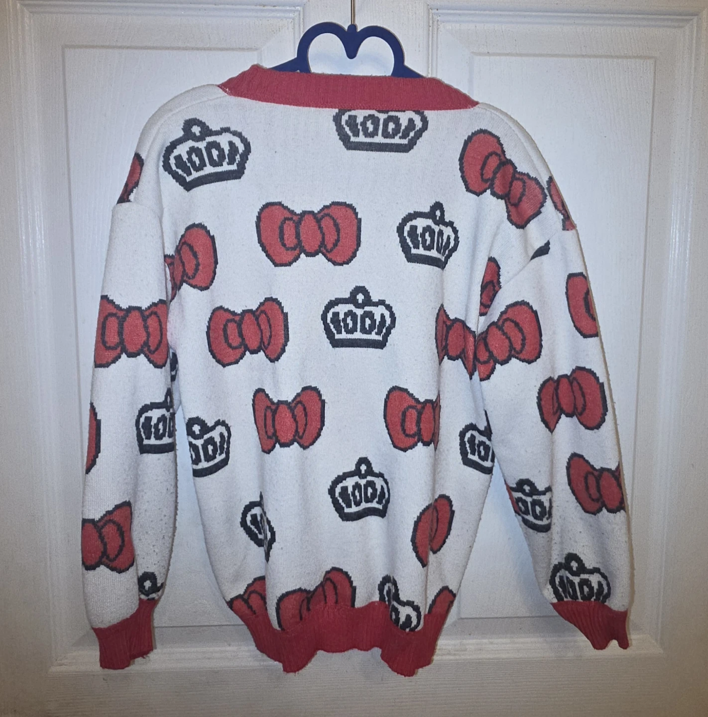 White & Red Bow & Crown Knit Cardigan - photo 2