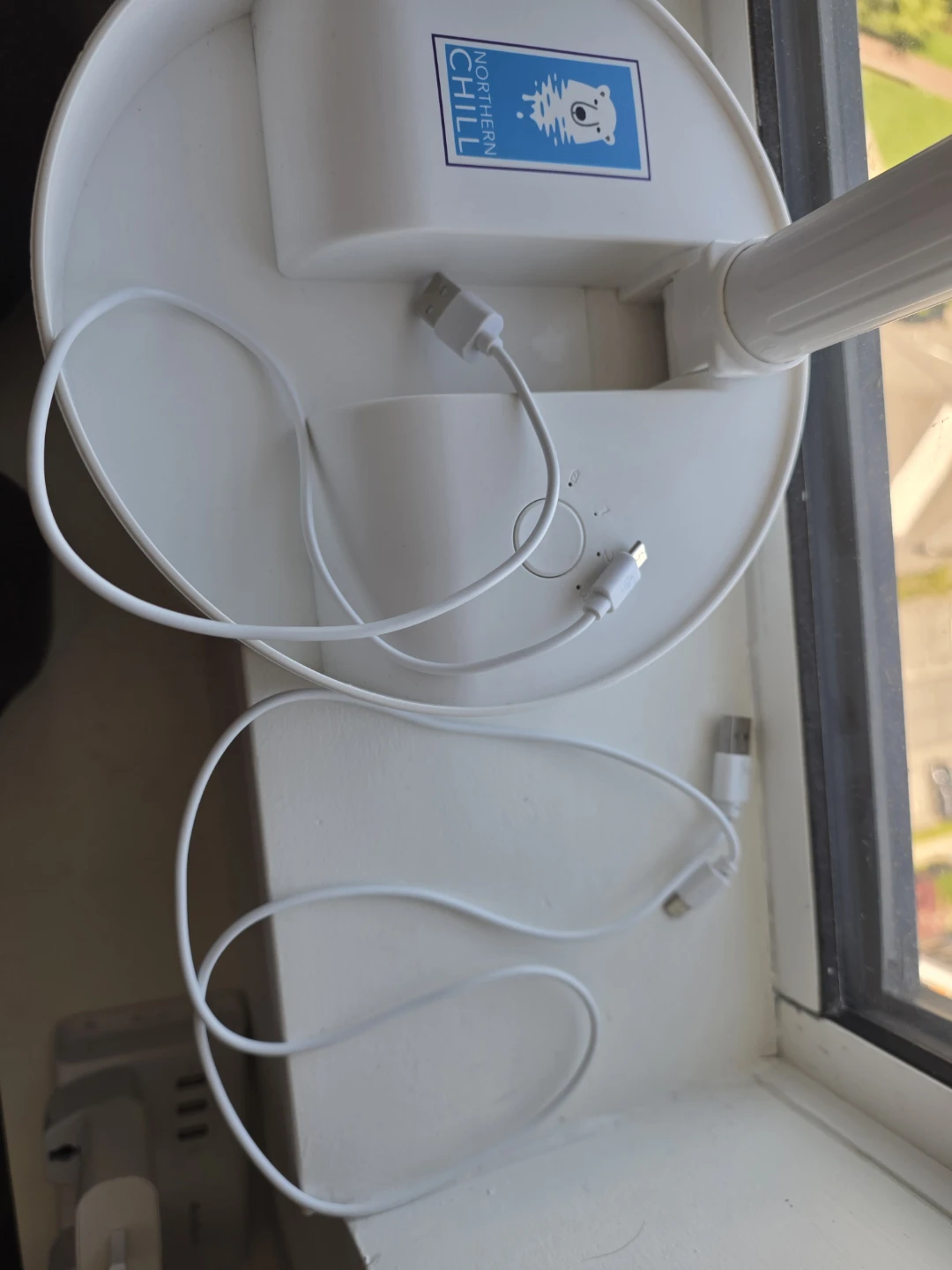 Northern Chill White Portable Fan - photo 3