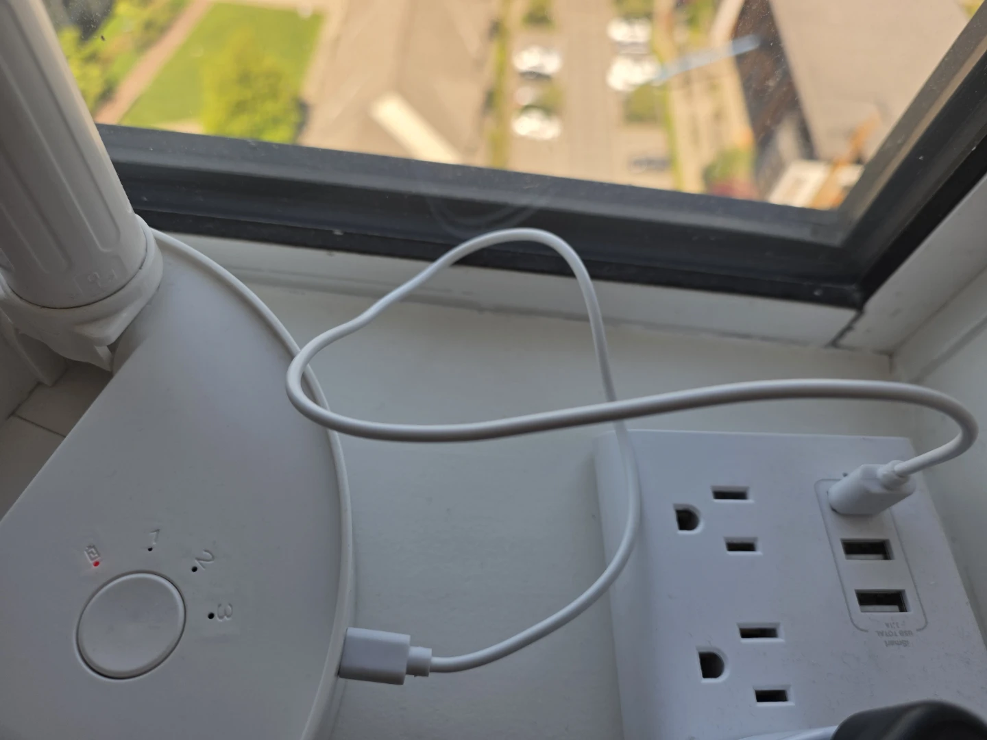 Northern Chill White Portable Fan - photo 4