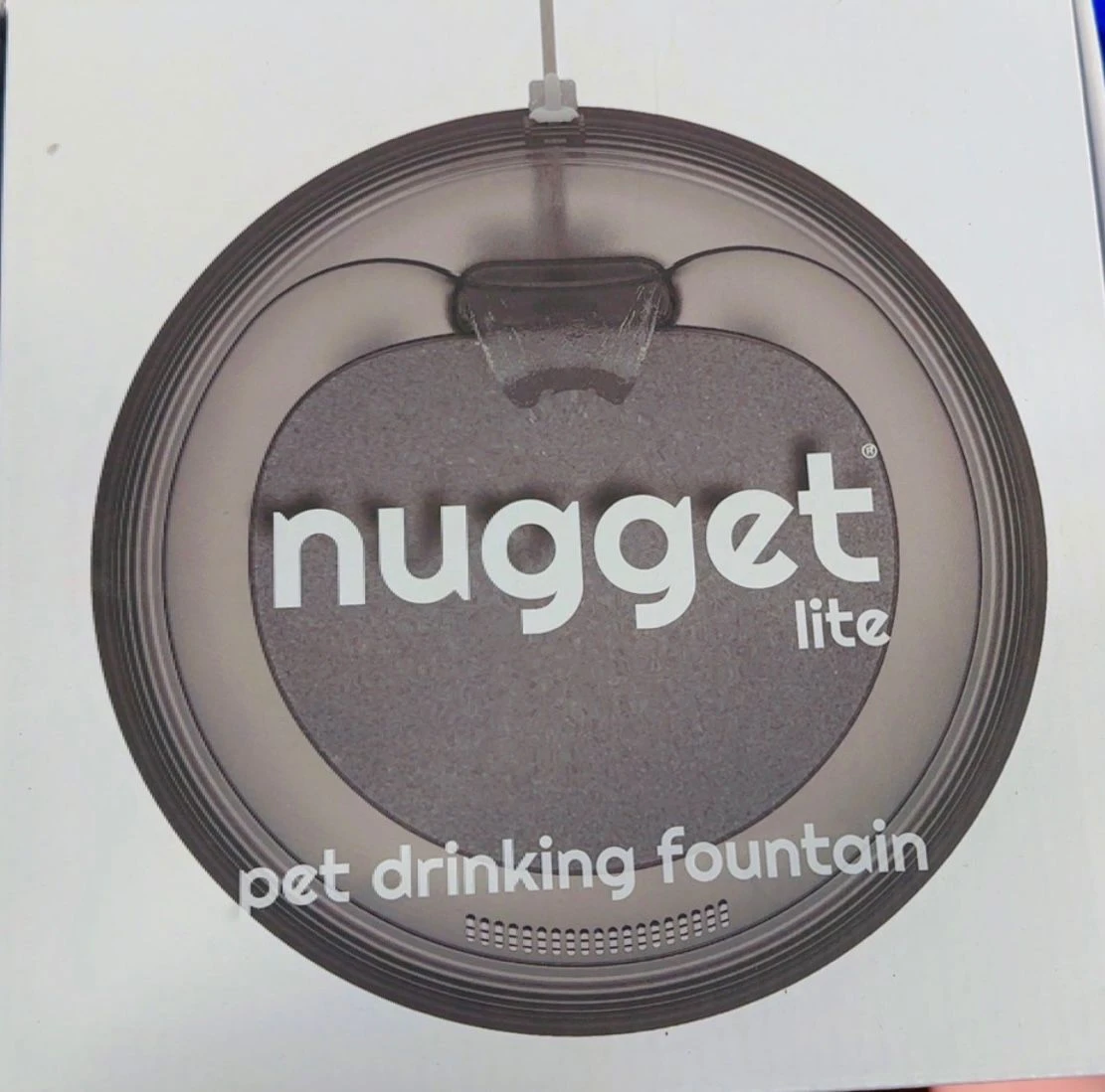 Nugget Lite Pet Drinking Fountain 2.5L