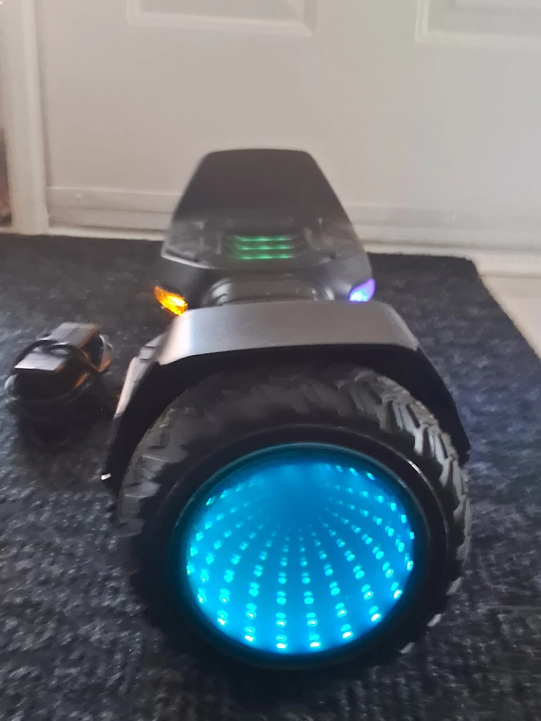 Gyroor Hoverboard Model G5 with Charger