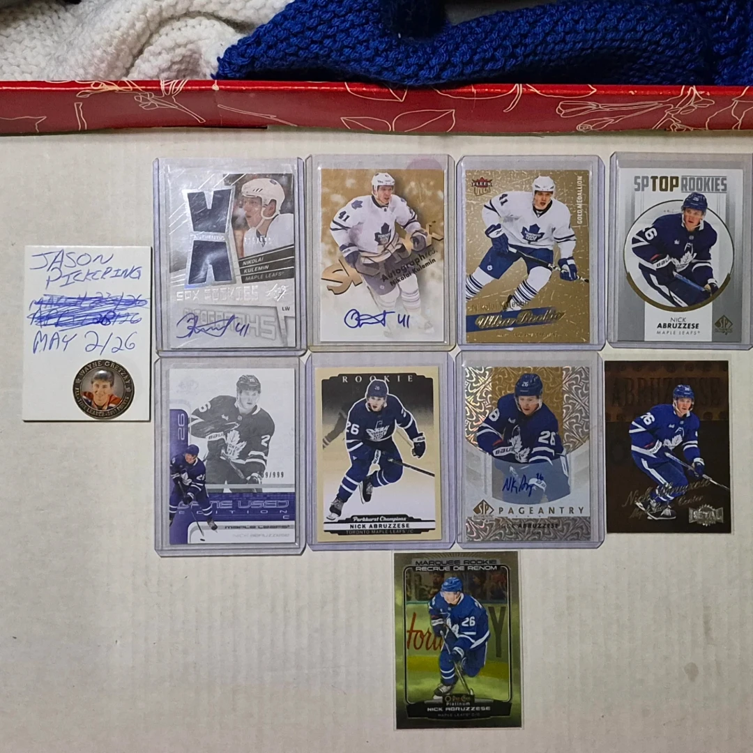 Collection of Toronto Maple Leafs Hockey Cards