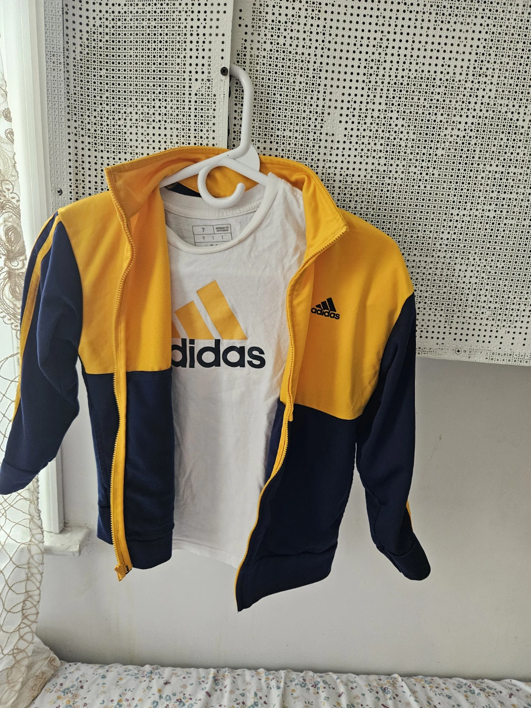 Adidas Tracksuit Set 3 - photo 4