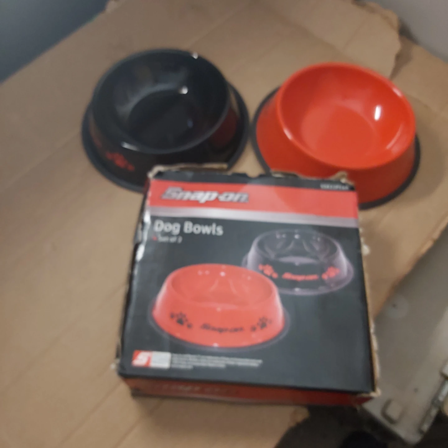 Snap-on Dog Bowls Set of 2 - photo 2