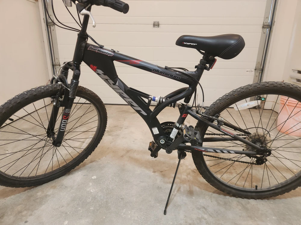 Hyper Bear Mountain 26" Mountain Bike