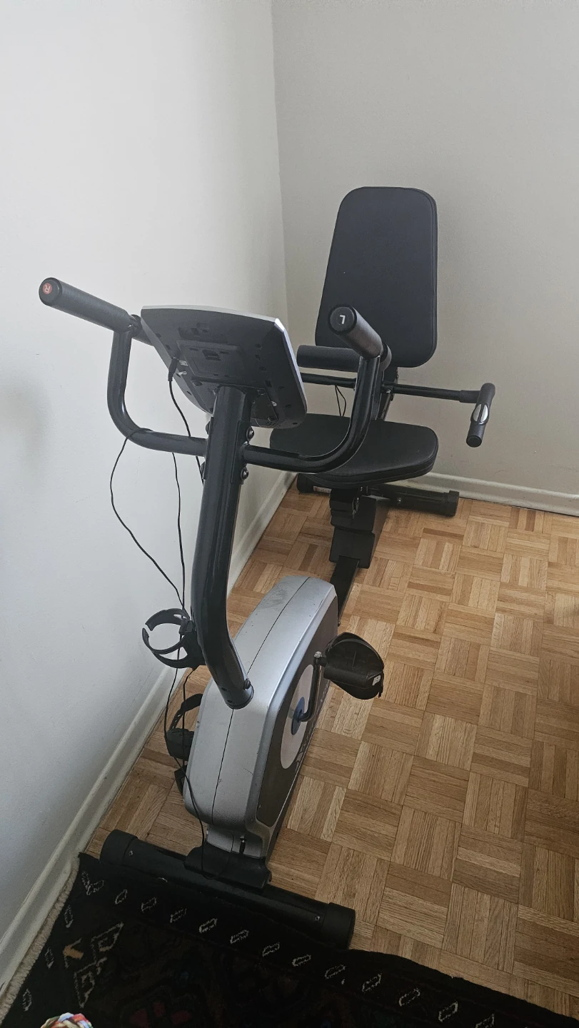 XTERRA XT201 Recumbent Exercise Bike - photo 2