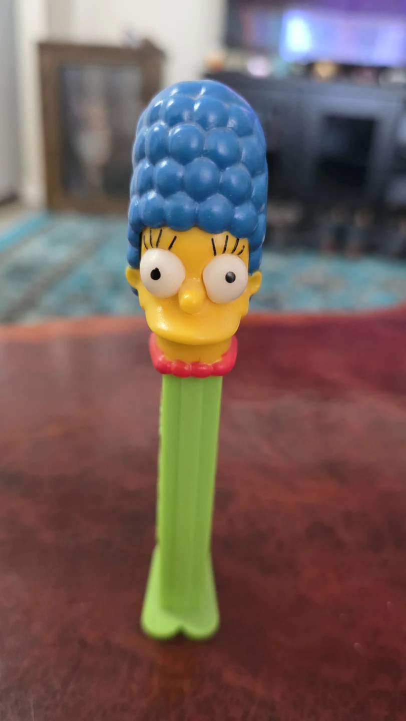 The Simpsons PEZ Dispensers - Bart, Homer, Lisa, Marge - photo 2
