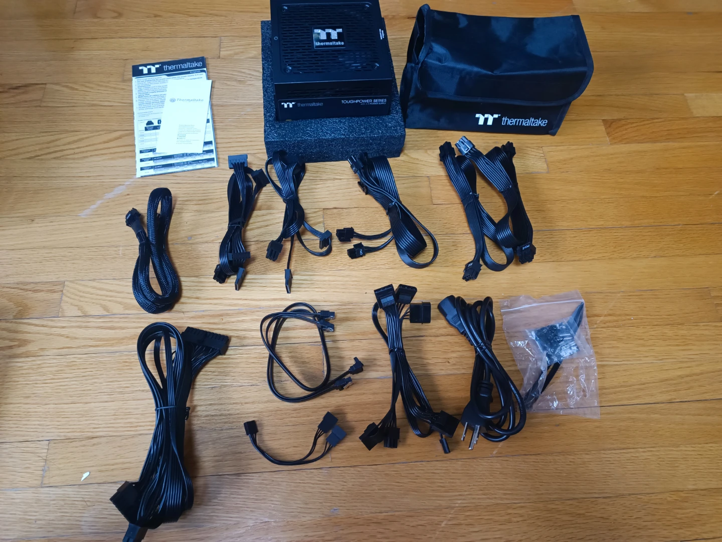 Thermaltake Toughpower GF A3 750W Power Supply - photo 2