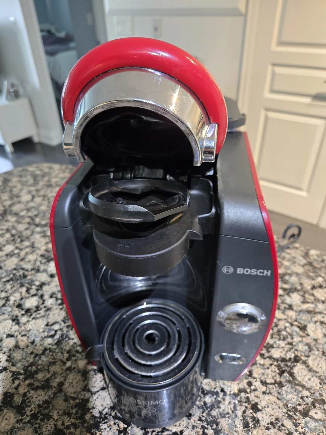 Bosch Tassimo Coffee Maker - photo 5