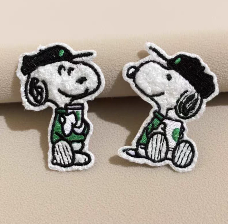 New Snoopy Patches - Set of 5 embroidered patches - photo 3