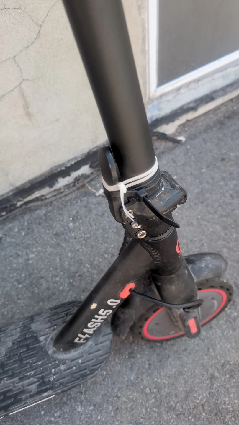 Xiaomi Mi Electric Scooter Essential (FGH2003Z) - Black - photo 3
