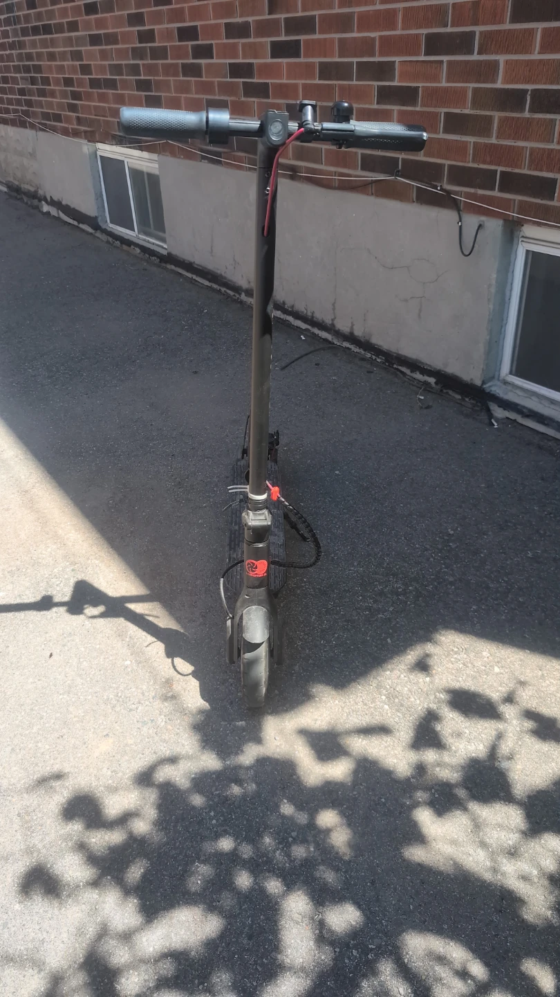 Xiaomi Mi Electric Scooter Essential (FGH2003Z) - Black - photo 4