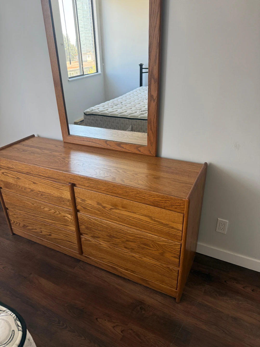 Oak 6-Drawer Dresser with Mirror