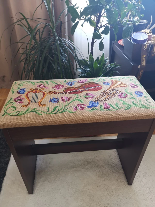 Vintage Needlepoint Piano Bench Stool Musical Theme