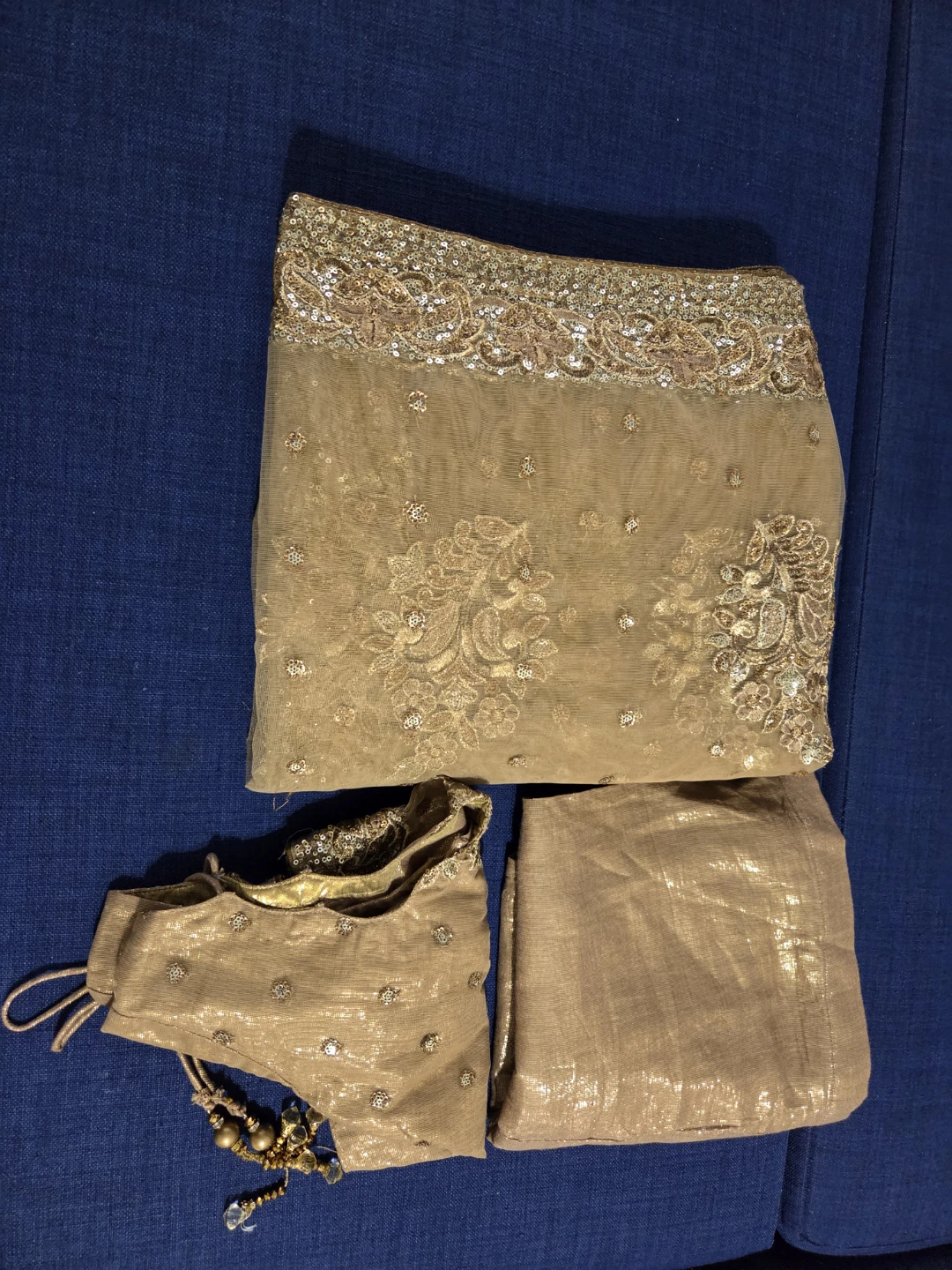 Women's Embellished saree with   Blouse and petticoat