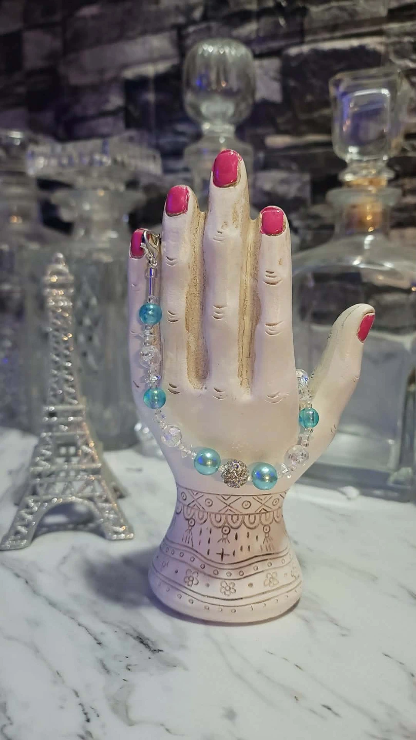 Handmade Beaded Bracelet with Eiffel Tower Charm - photo 3