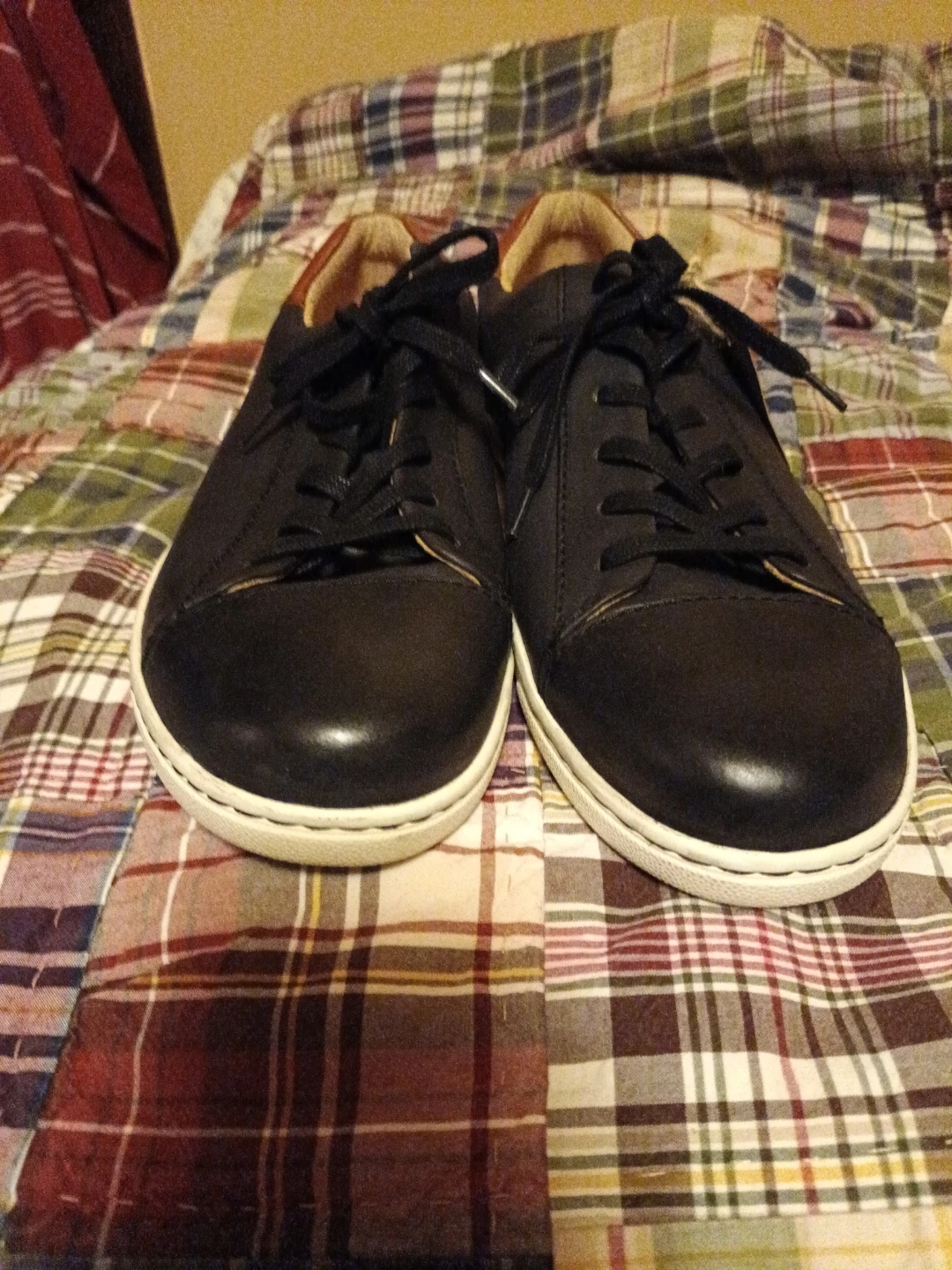 Born ,Black Leather Sneakers size 10 - photo 4