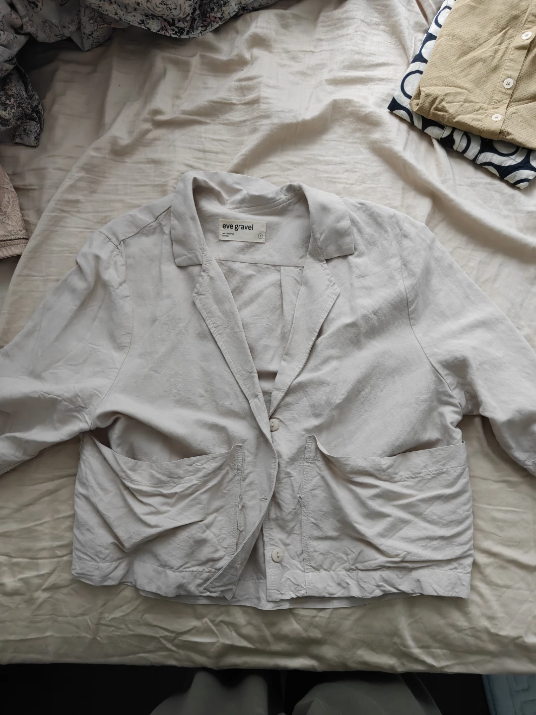 FREE CLOTHES (L/XL) FOR SUMMER
