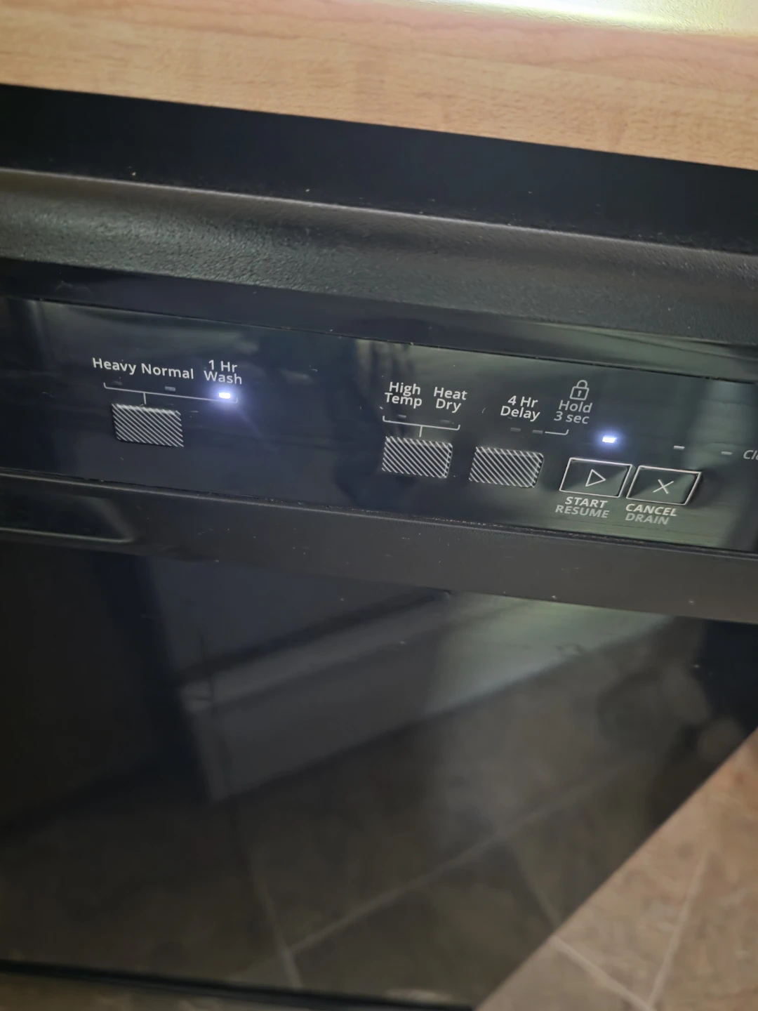 Whirlpool Portable Dishwasher WDP370PAHB0 - photo 2