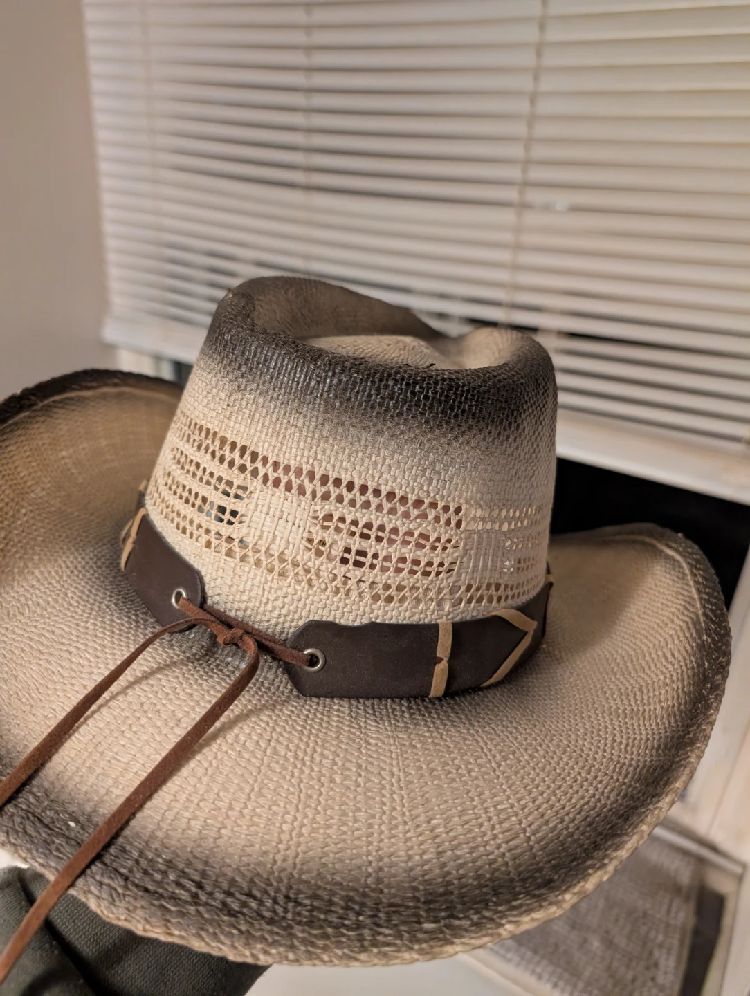 Straw Cowboy Hat with Bull Skull Detail - photo 2