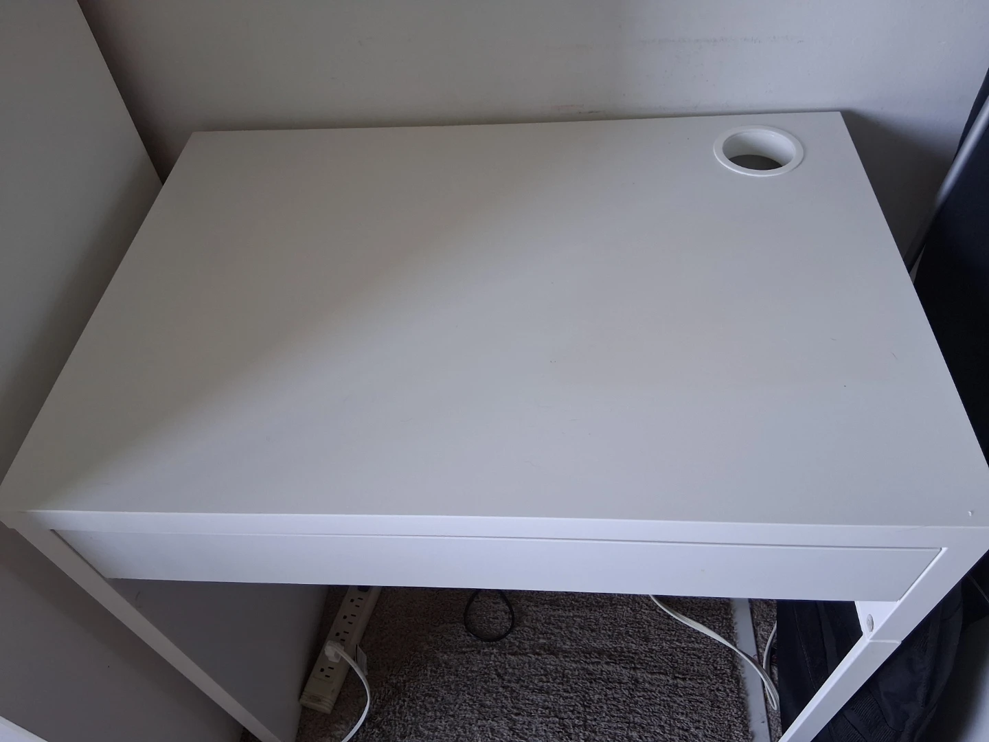 White Desk with Drawer - photo 2