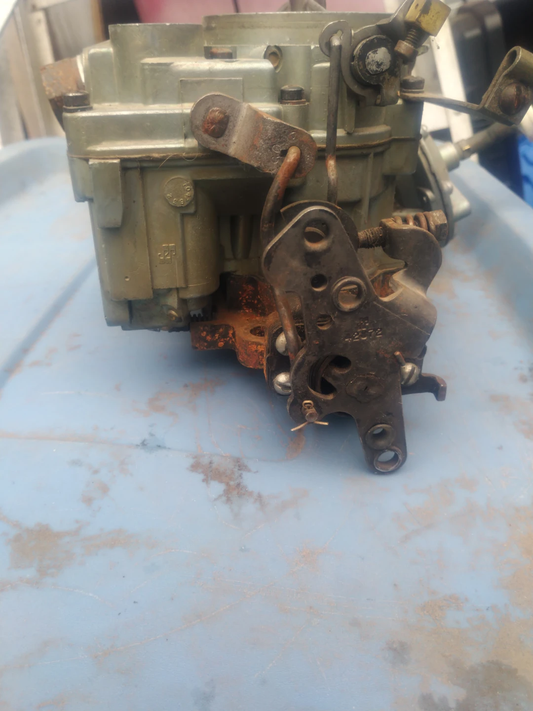 Carburetor Assembly 2bbl ford - photo 2