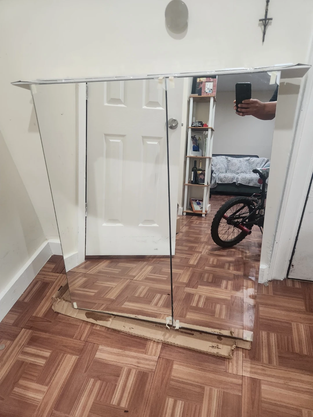 Medicine Cabinet with Mirrored Doors