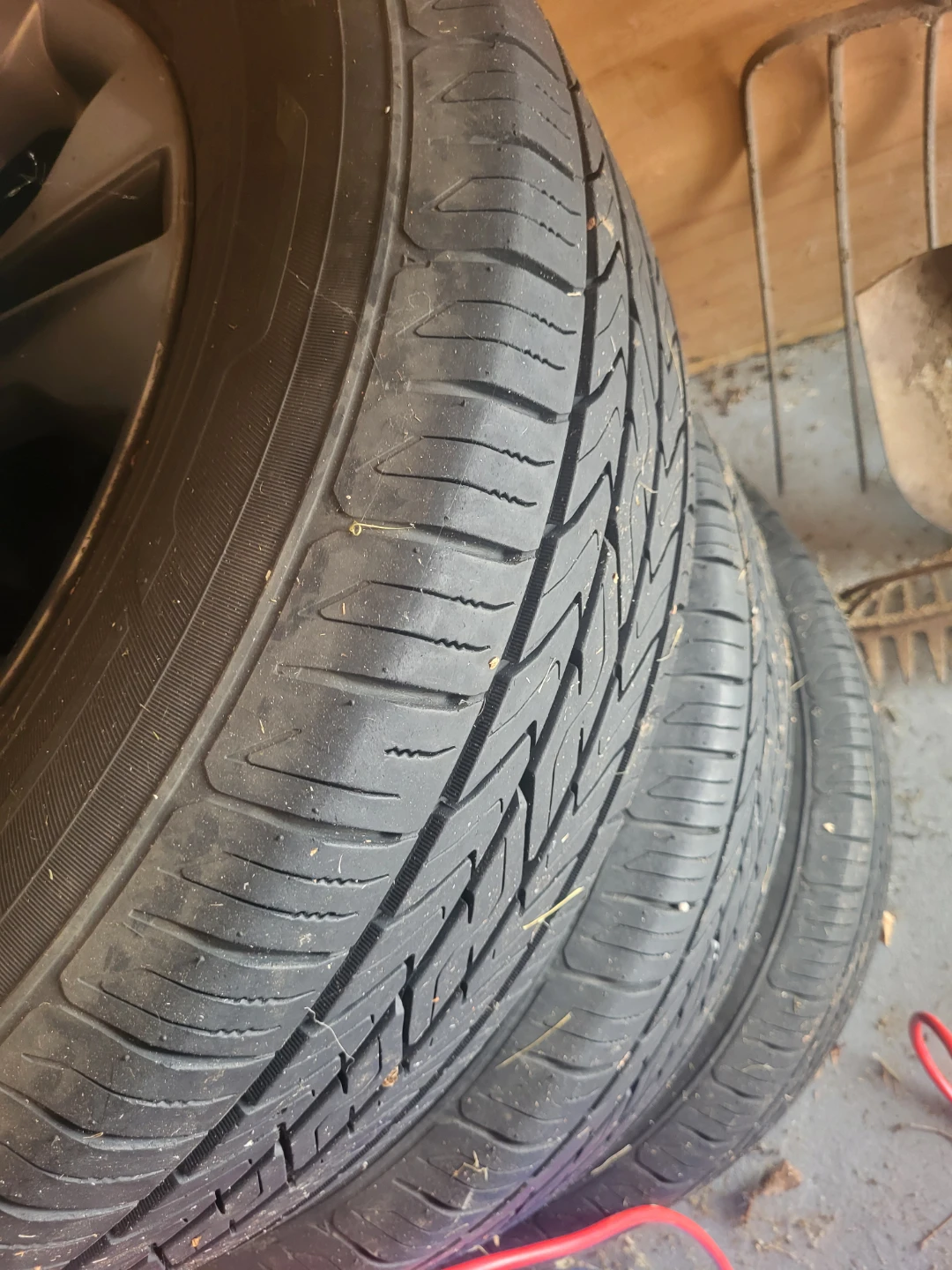 Set of 4 toyo tires and rims - photo 4