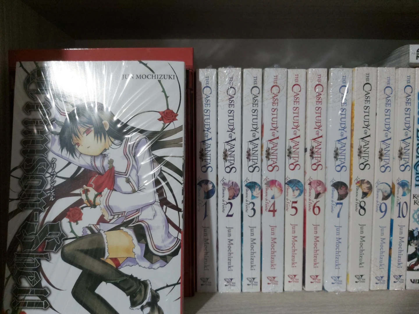 Case Study of Vanitas + Crimson Shell Jun Mochizuki Manga Set