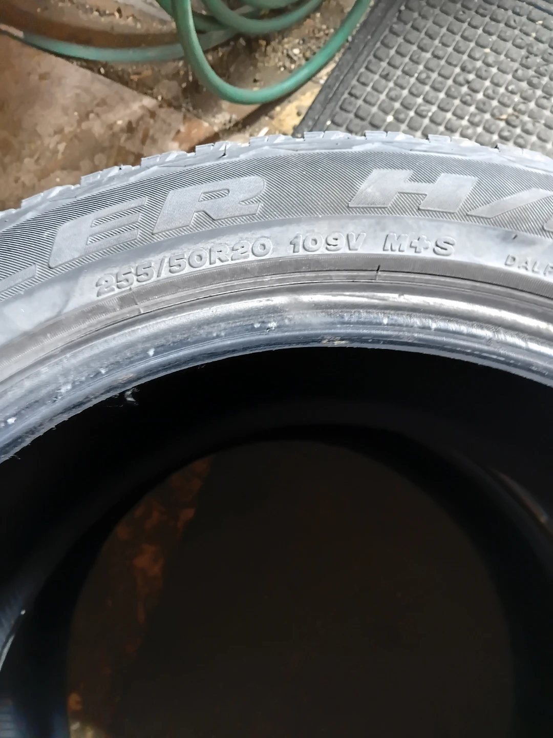 2 Bridgestone Dueler H/L Alenza 255/50R20 Tires - photo 2