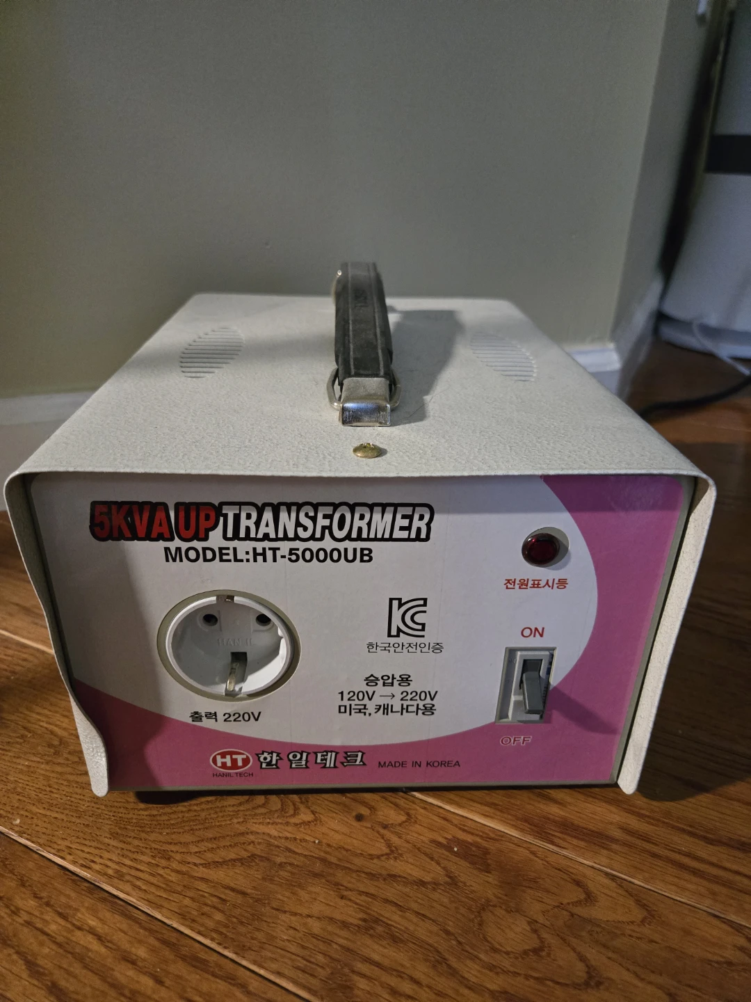 HT 5KVA Transformer 5000UB - For US/Canada 120V to 220V