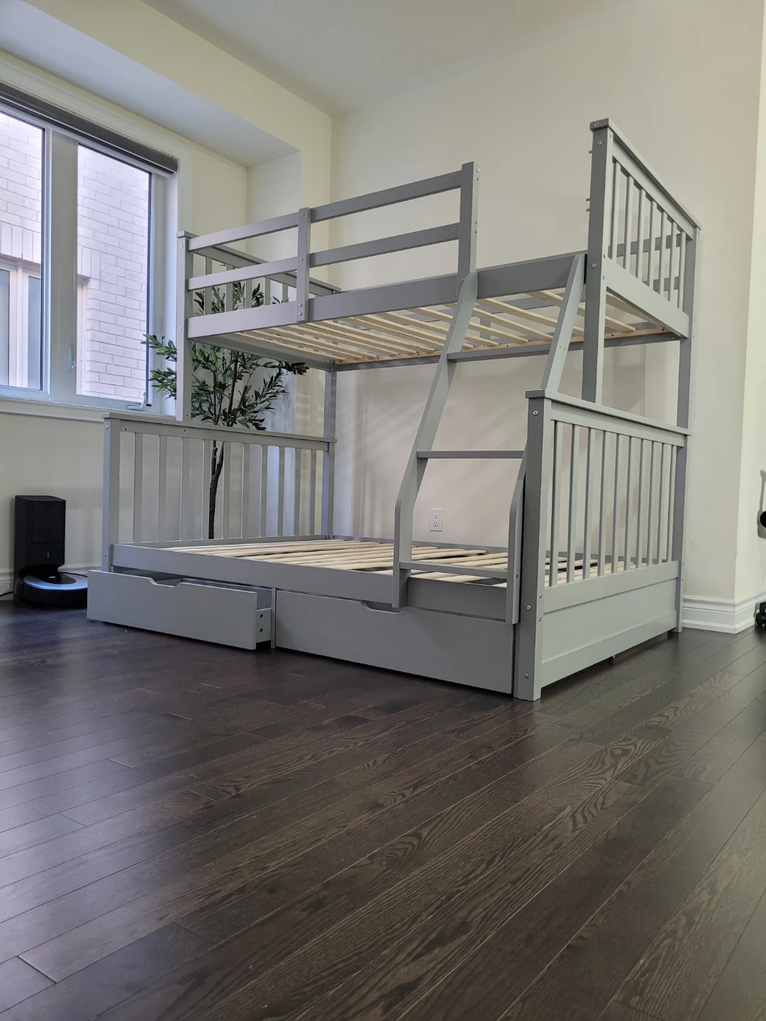 Warehouse sale twin/full Bunk Bed with Drawers