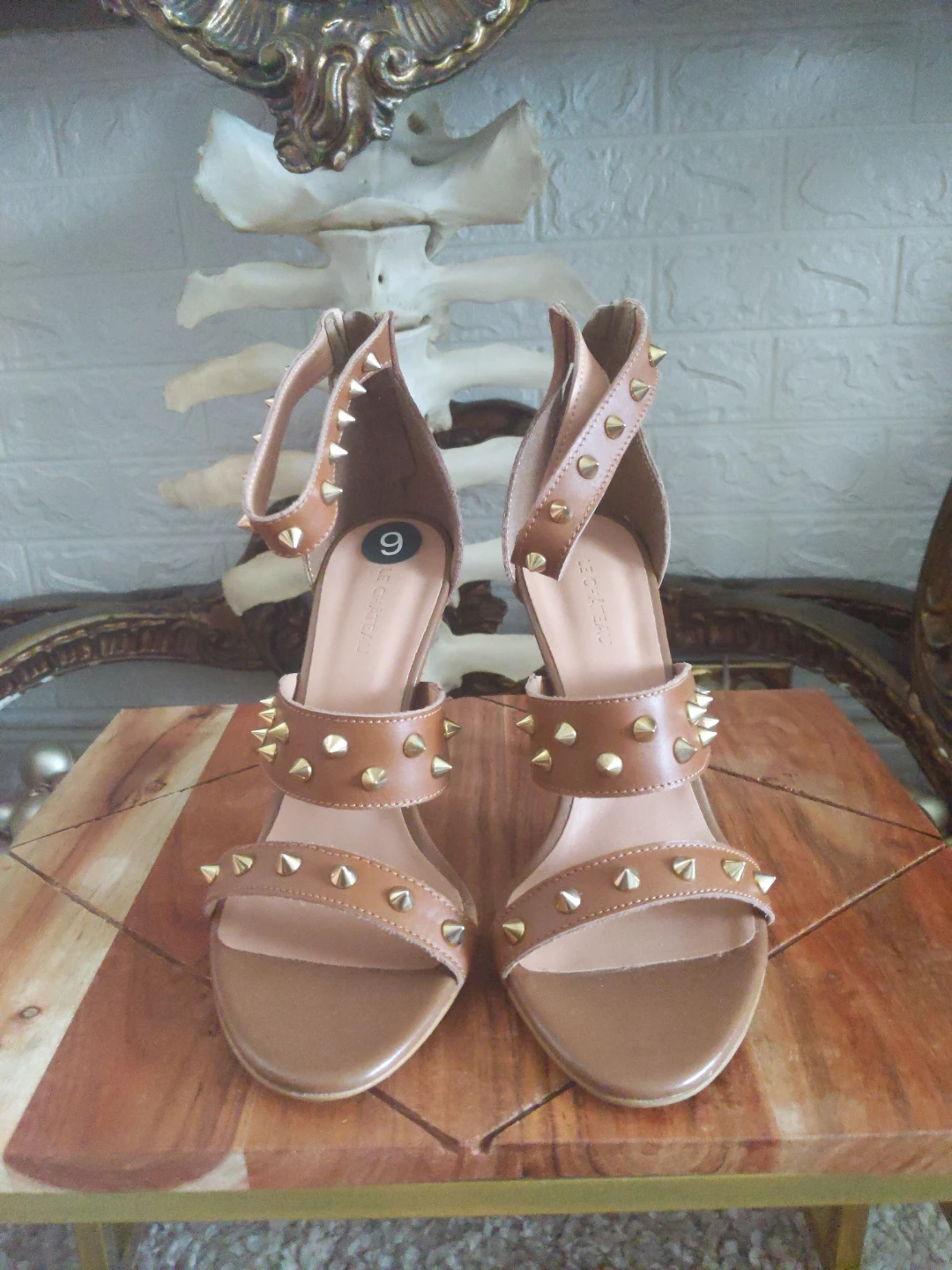 Le Château Women's Tan Studded Heels Size 9