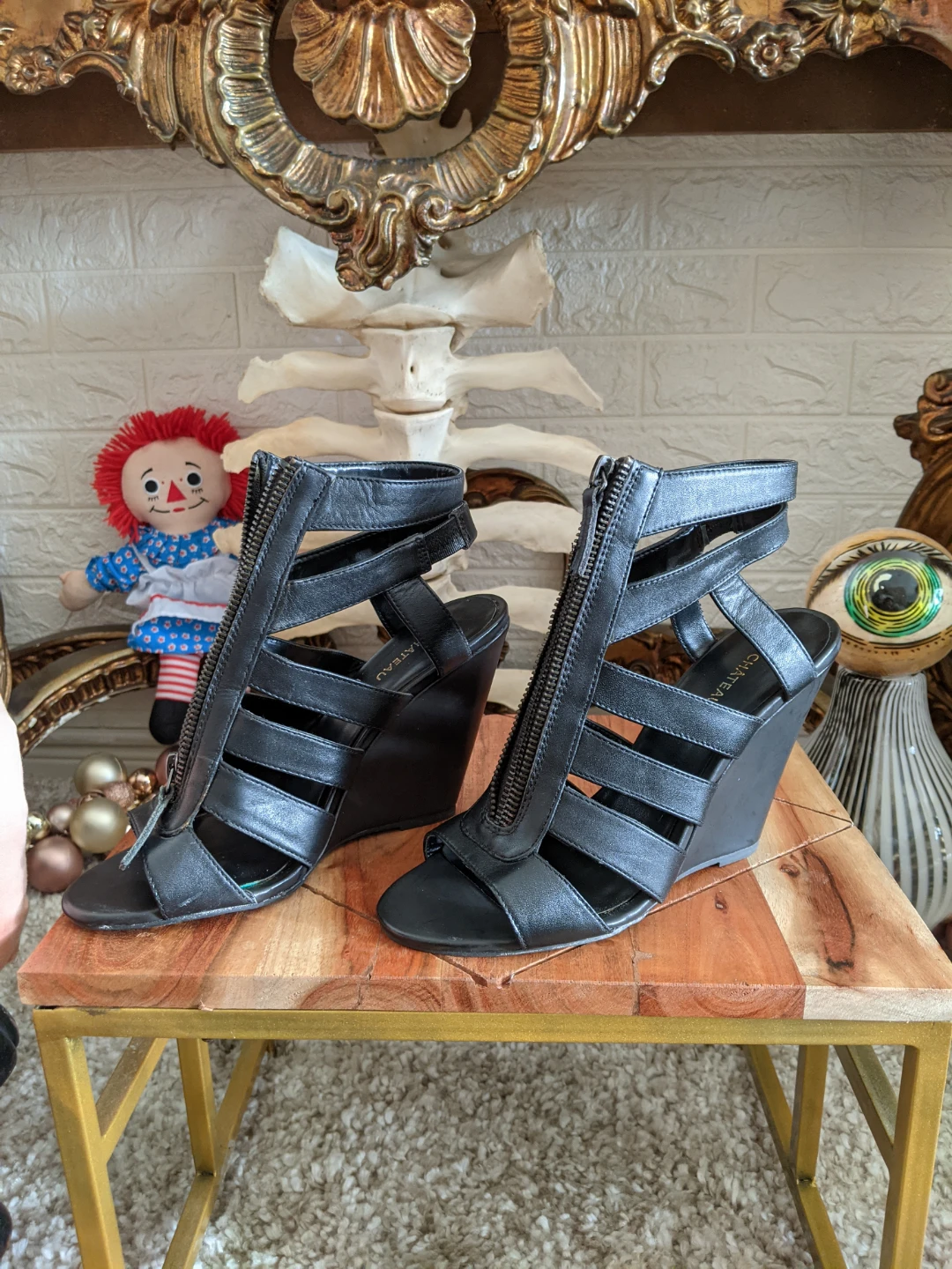 Le Château Black Wedge Sandals Size 8 - photo 3