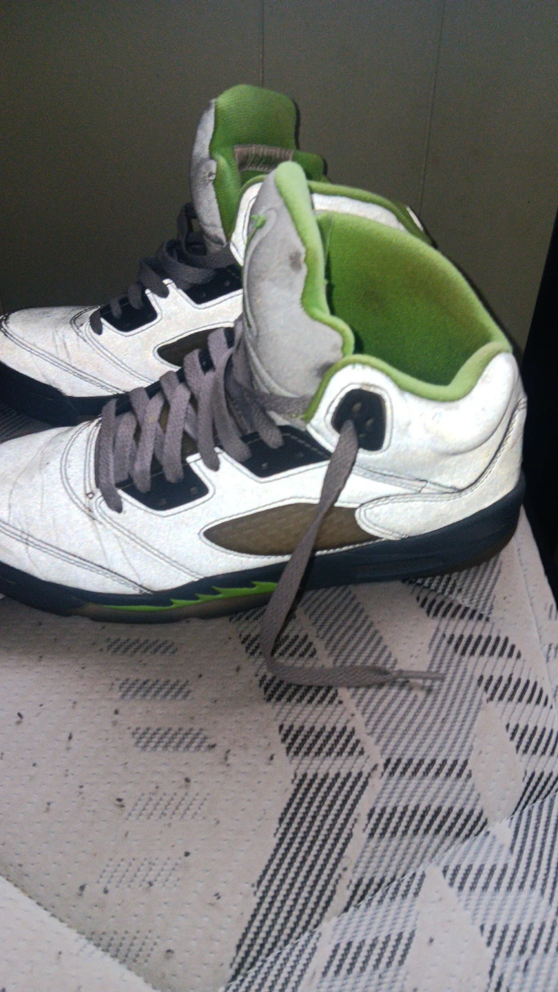 Air Jordan 5 Retro TD "Green Bean" Sneakers - photo 5