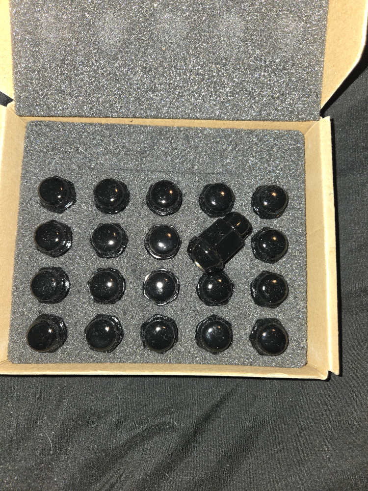 White Knight Bulge Acorn Lug Nuts M14x1.50 Thread - photo 2