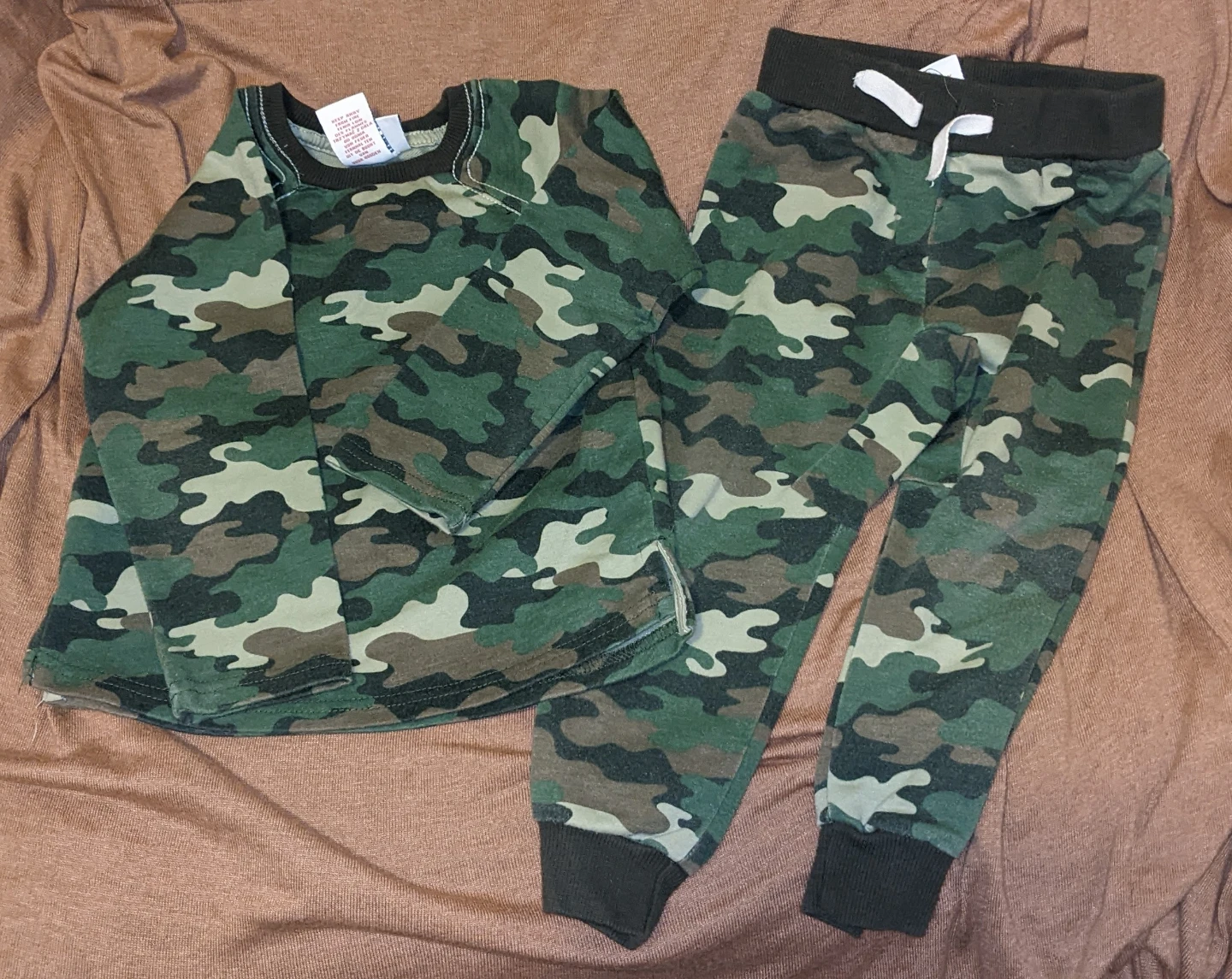Kids Camo Long Sleeve Shirt and Pants Set 3T
