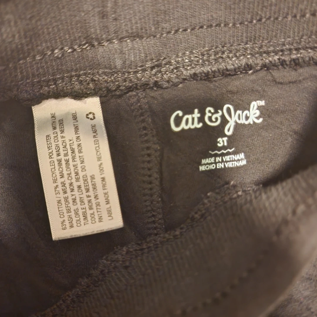 Cat & Jack Boys Quilted Joggers Size 3T - photo 2