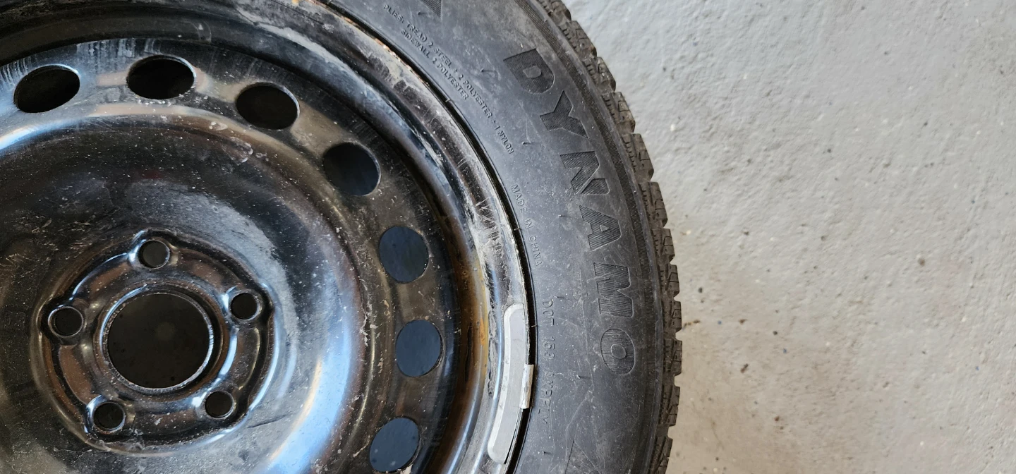 215/60 R16 95H Winter Tire on Steel Rim