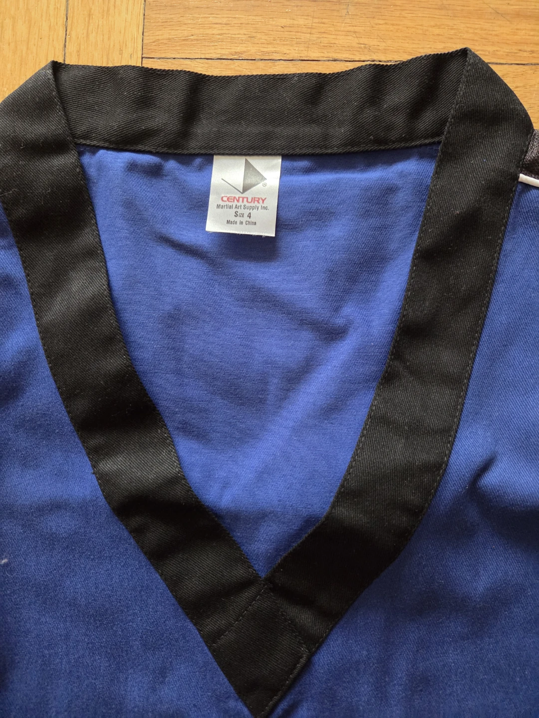 Century Martial Arts Uniform Blue Size 4 - photo 2