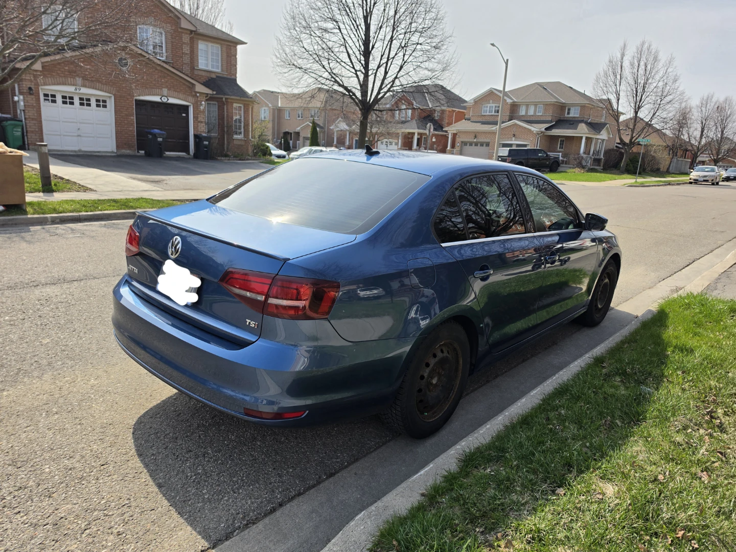 Blue Volkswagen Jetta TSi Sedan - photo 4