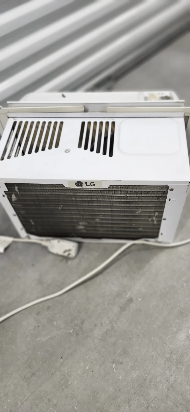 LG 5000 BTU window AC 21*14*12"LWH - photo 5