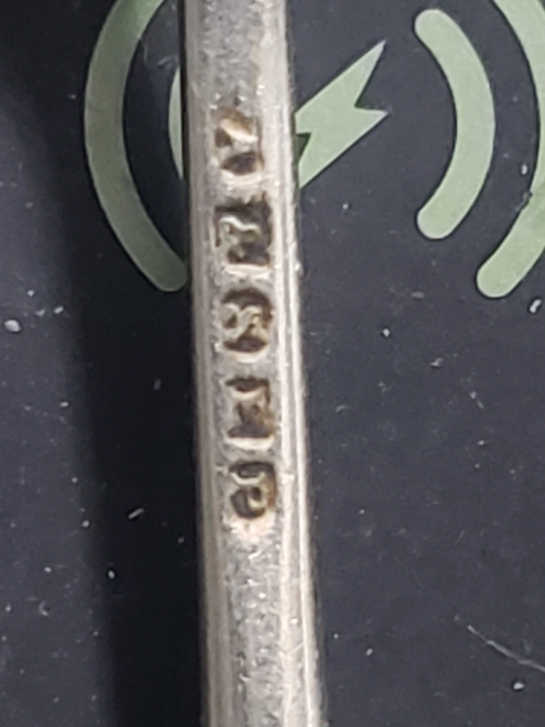 Identifying silver item?