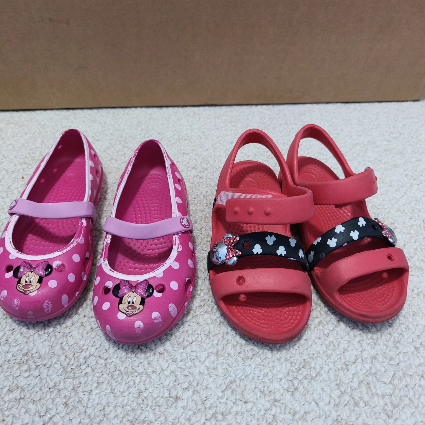 Crocs Minnie Mouse Sandals Size 10