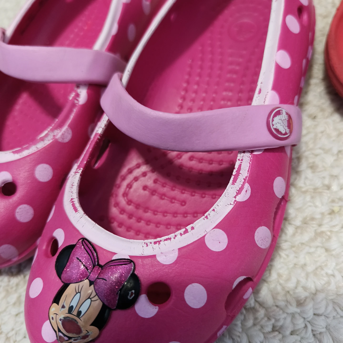 Crocs Minnie Mouse Sandals Size 10 - photo 5
