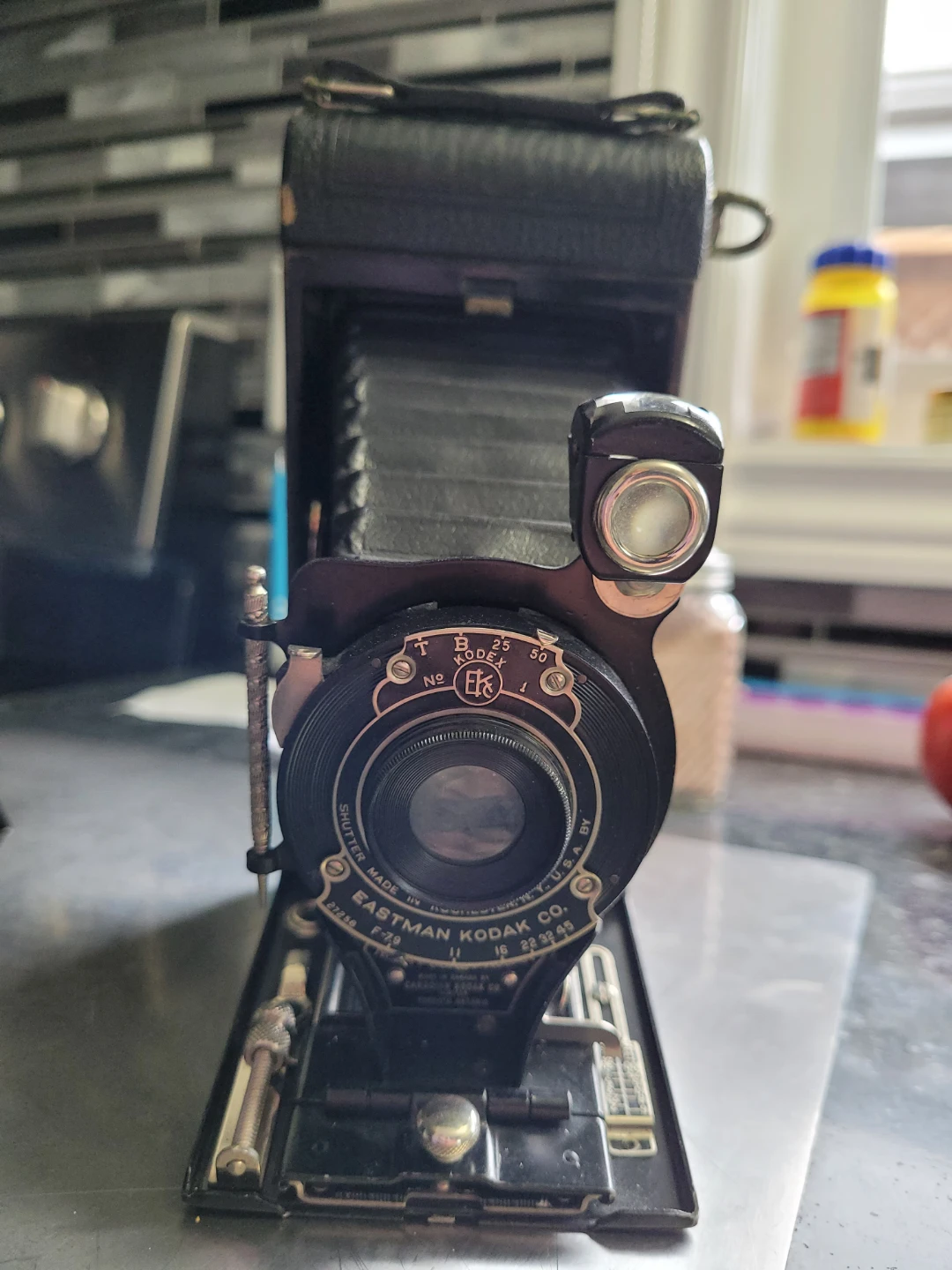 Eastman Kodak No. 1A Pocket Kodak Camera