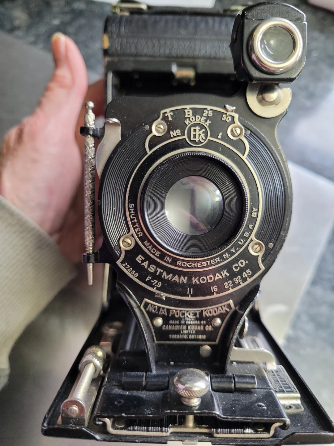 Eastman Kodak No. 1A Pocket Kodak Camera - photo 4