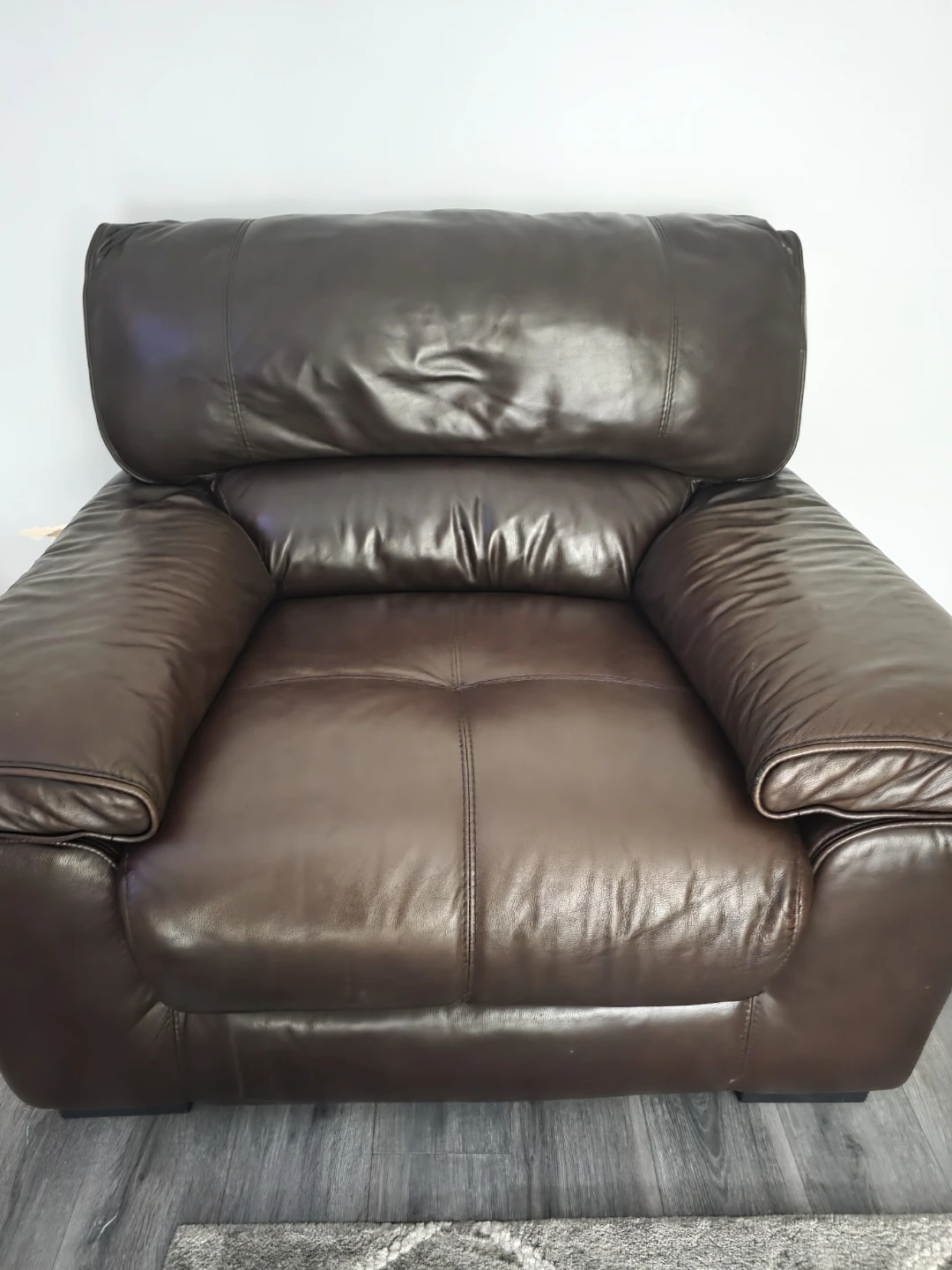 Leather chair - photo 2