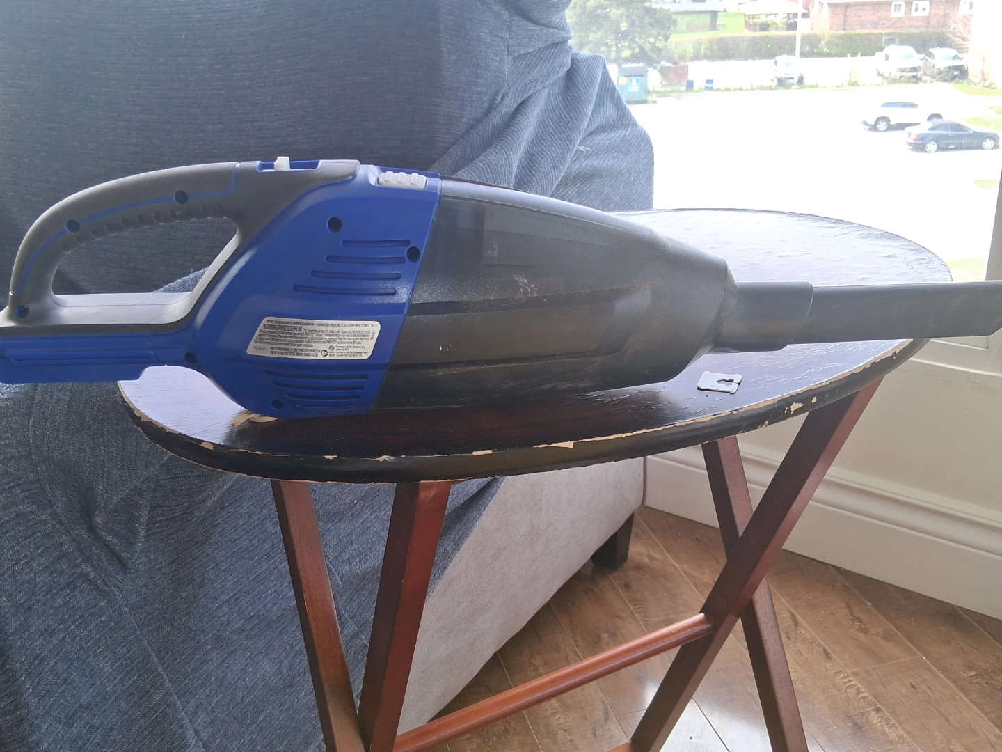 Cordless Vacuum Cleaner with Charger and Bag - photo 2